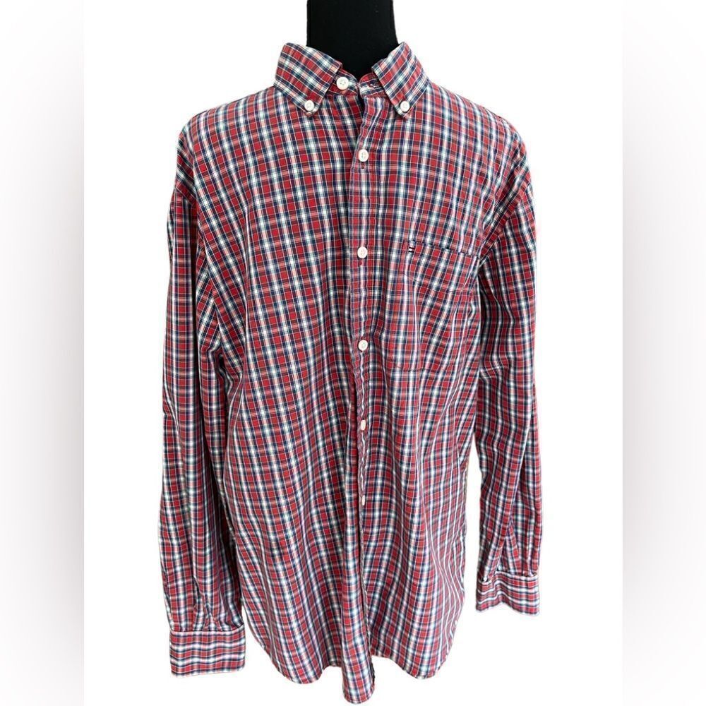 Tommy Hilfiger red plaid 100% cotton button down shirt size M